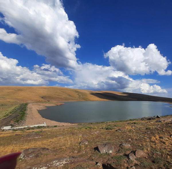 Վիշապալիճ, Գեղարդավանք, Չարենցի կամար