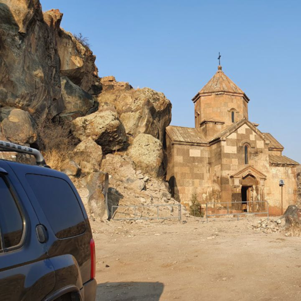 Ջիպ տուր/ Եղվարդի Սուրբ Աստվածածին եկեղեցի, Կոշի եկեղեցիներ, Կոշի բերդ, Արուճի տաճար | Ջիպ տուր