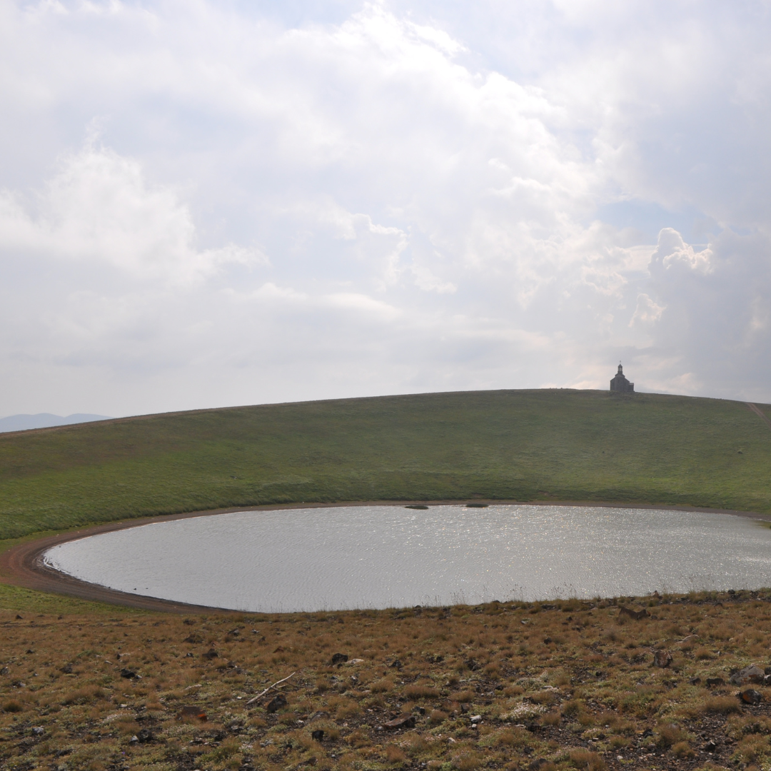 Արմաղանի լիճ